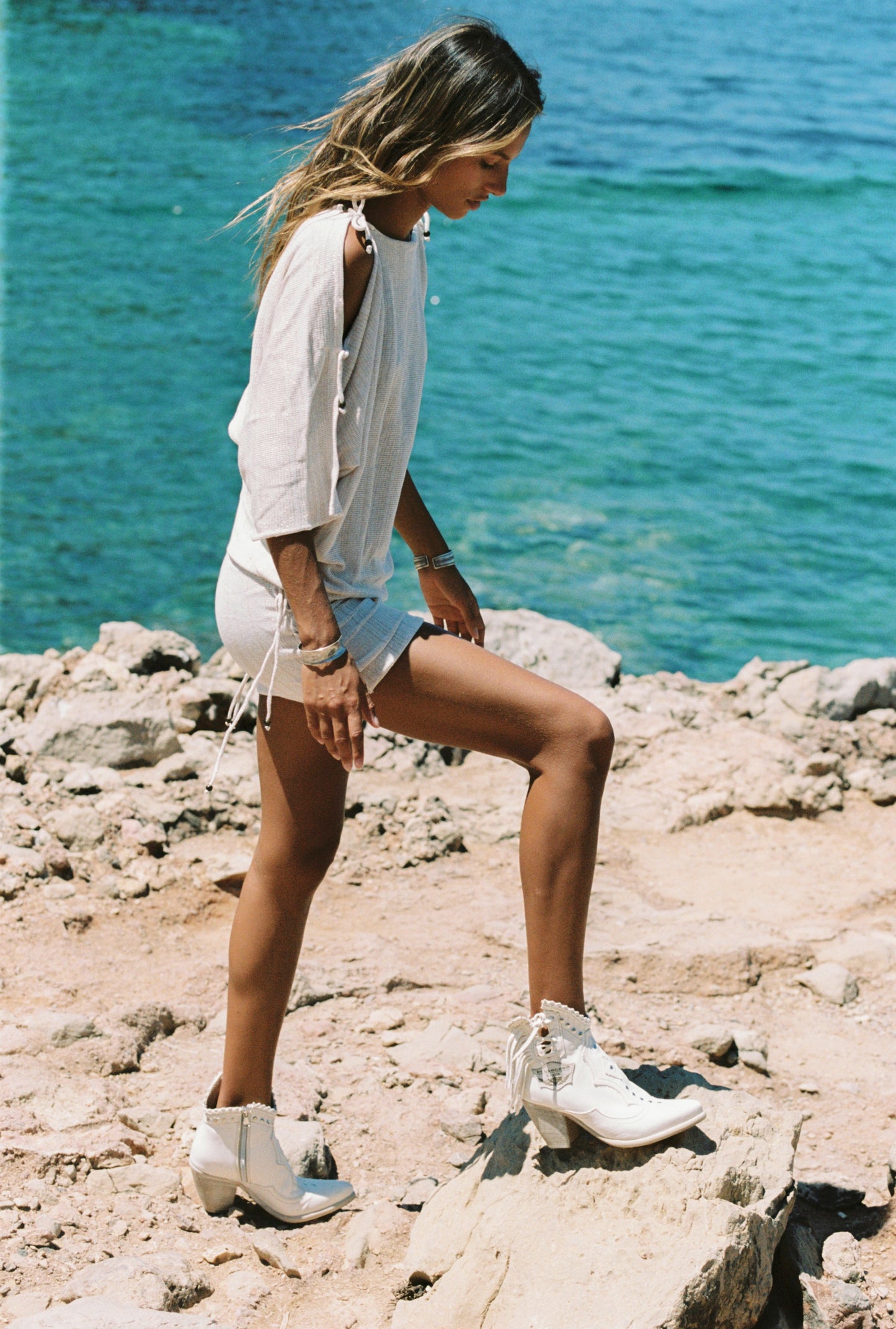 Camelia Camel Blanche Boots